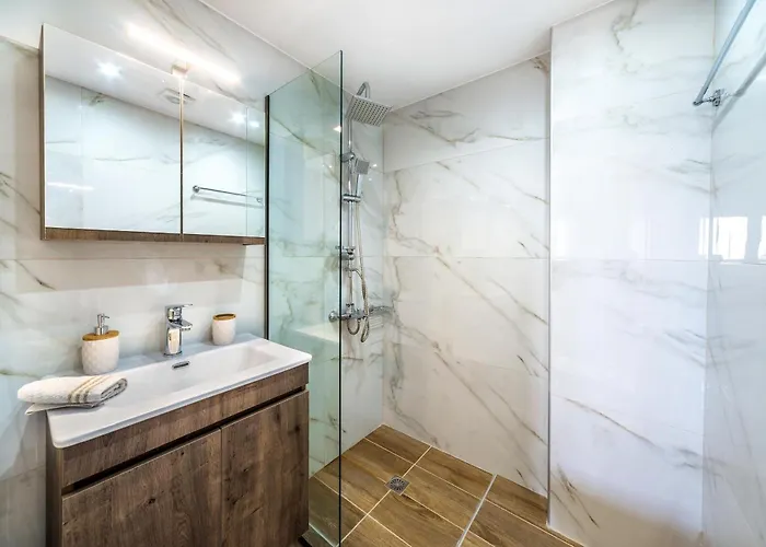 Seaside In Agkisaras * Limenas Chersonisou